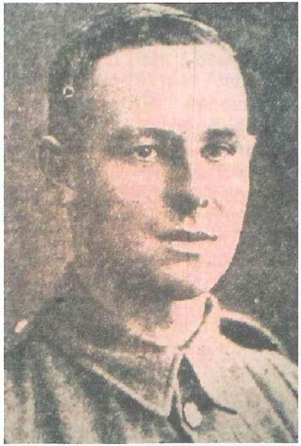 InscriptionsWw1's tweet photo. #RememberedHere
Lance Corporal Jonathan Royle
Died of wounds at Gallipoli 2 January 1916
Aged 18
"GONE BUT NOT FORGOTTEN"
#BorderRegiment
#SaleBrooklandsCemetery #Sale #Trafford #GreaterManchester
#WW1 #LestWeForget
Online records via https://t.co/ulMglMA4aZ https://t.co/7ZMasrcd6v