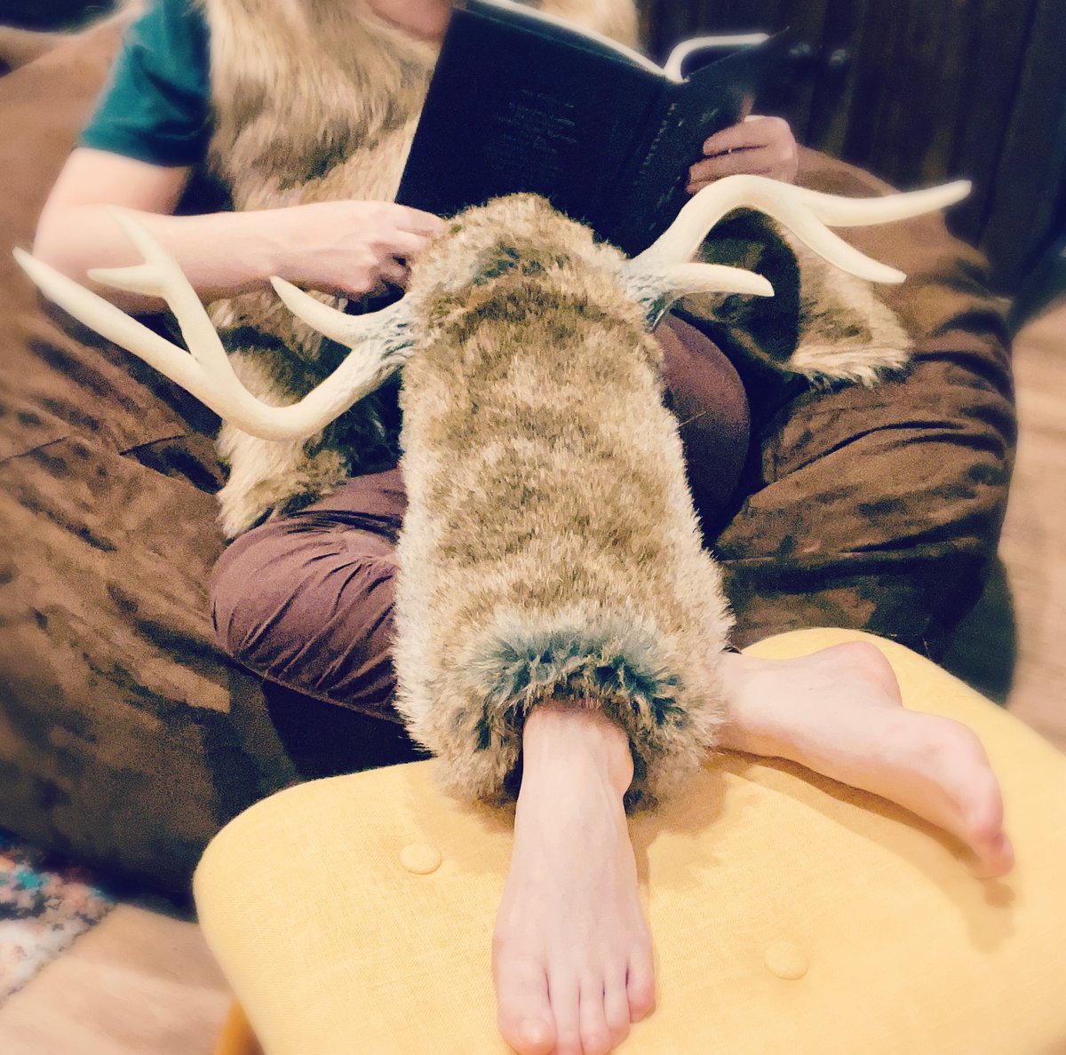 GottaBeCrazy2's tweet photo. #RogueMasHunt2022 #Item36 Pantlers: Antlers made of pants or antlers for your pants. You decide. Post on social media tagged #Pantlers #RogueHunt #TeamGottaBeCrazy https://t.co/wH4F3AOge2