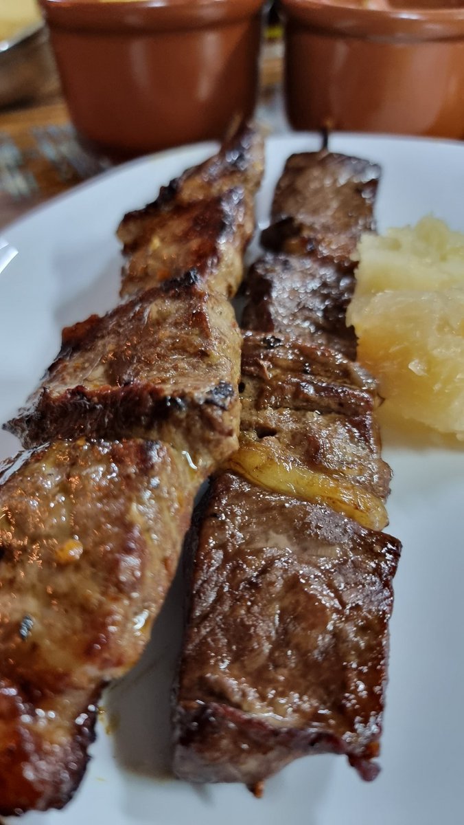 Andherluiz's tweet photo. Noite agradável com meu amigos, comer e rir com eles me faz bem 🤩
@rafaelmilanienf @paulllovicctor @carolpimenta7 @lucas7ldp @mih_verao https://t.co/xhLIoRpboJ