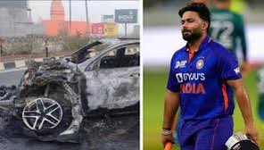 candidbhanot's tweet photo. Don’t think #Mercedes is now a worth buying, when it comes to safety. What is at stake are Important people and national talents. What a shame for such an iconic brand. #RishabhPant #cyrusmistri @mmanishmishra @Live_Gyan @navalkant @RajuMishra63 @khabarindia1 @drsanjivkmishra https://t.co/2rJhDv4Rds