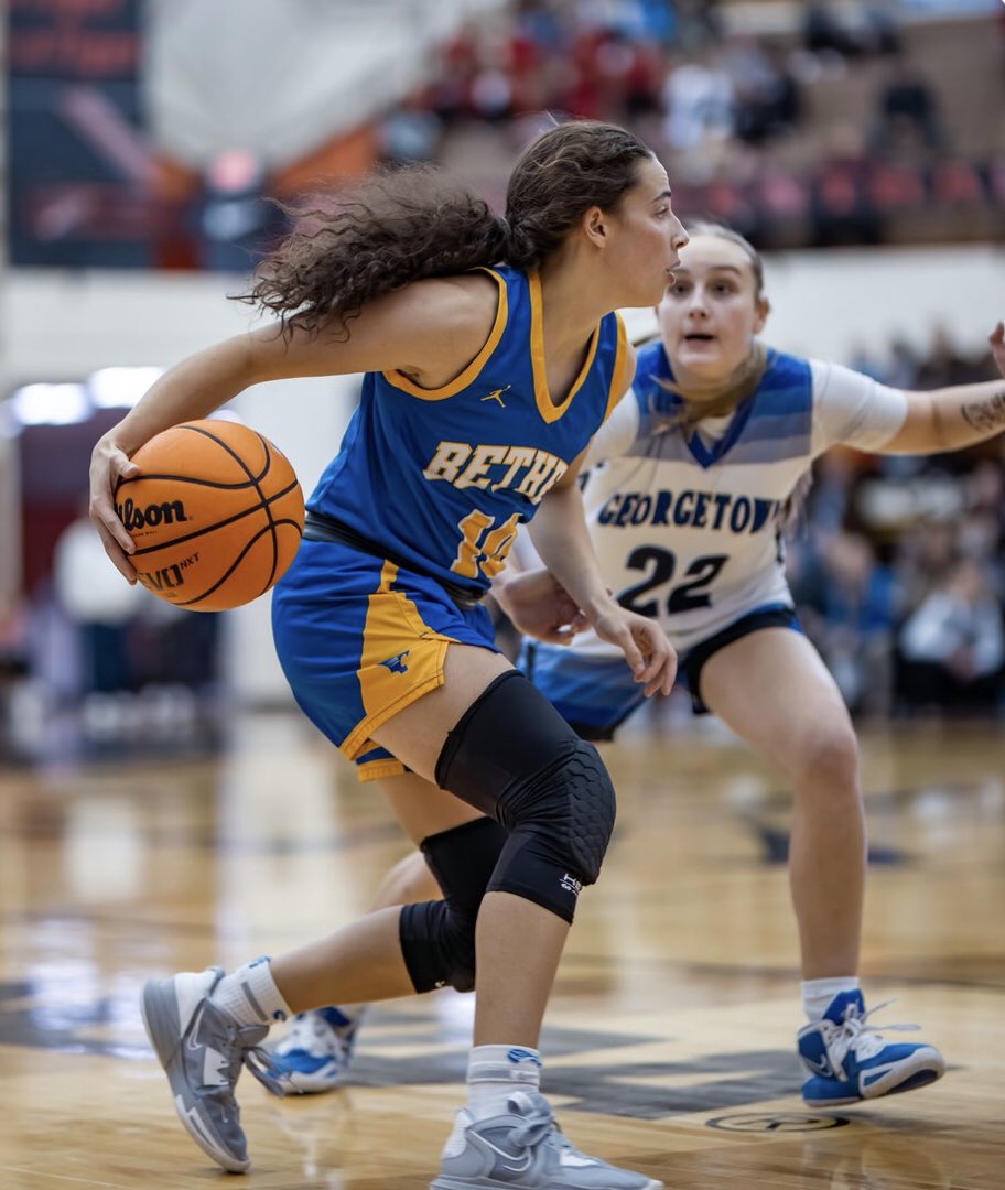 CoachFarney's tweet photo. LADY EAGLES have best win of season over OK’s state ranked Frontier, 68-52, in front of great crowd at East Central U. Incredible how Ada community loves girls🏀. Thanks Bertha Teague Mid Am committee 4 putting on 1st-class event &amp; inviting us 2 play #StillGettingBetter #EFND💙 https://t.co/7mVpJNMFz4
