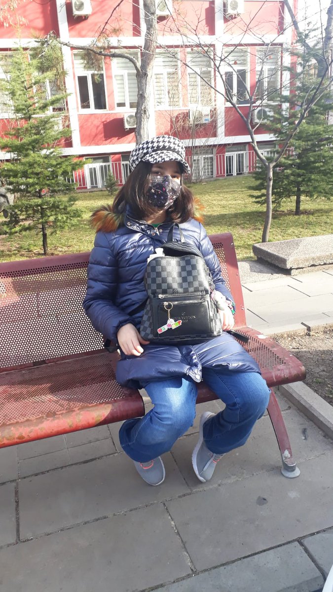 Ettiğiniz her dua ömrünüzde can bulsun. Hangi sıkıntı sizi üzüyorsa 
Rabbım o sıkıntıdan sizleri ve beni kurtarsın. 🤲
#hayirlicumalar abi ve ablalarım