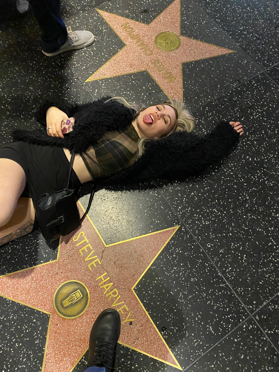 was scrolling thru my archives n found this rare pic of me on the walk of fame after ashnikko’s LA pop up show in dec 2019