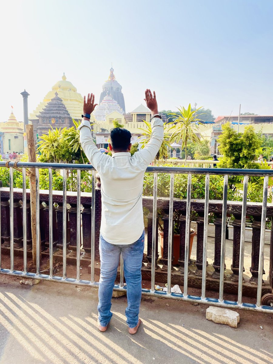 KingstarBapi's tweet photo. Jay Jagannath ❤️🙏#kingstar_bapi https://t.co/uPtkPt11Kh