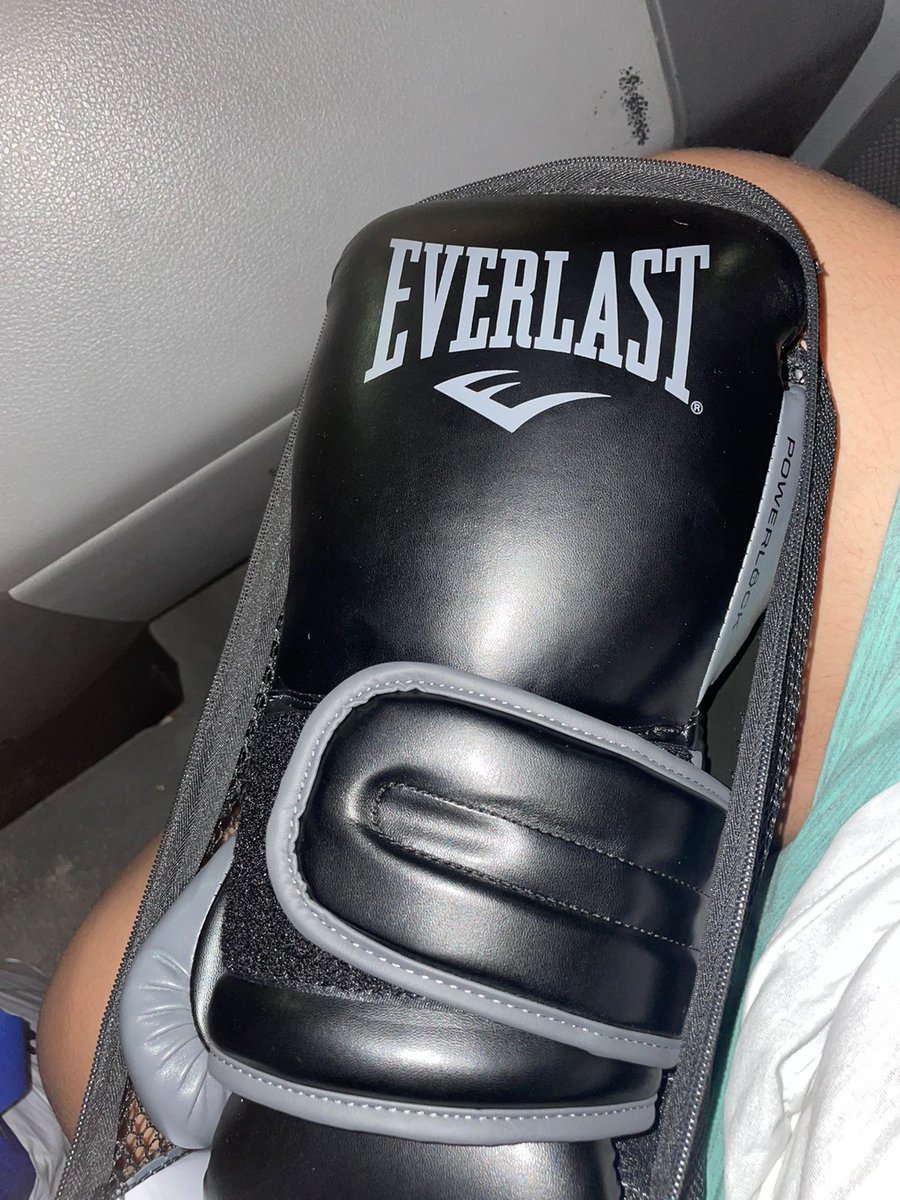 miguele91444334's tweet image. Regalito de mi para mi, soy el pilar del team la bestia.
#everlast
#powerlock