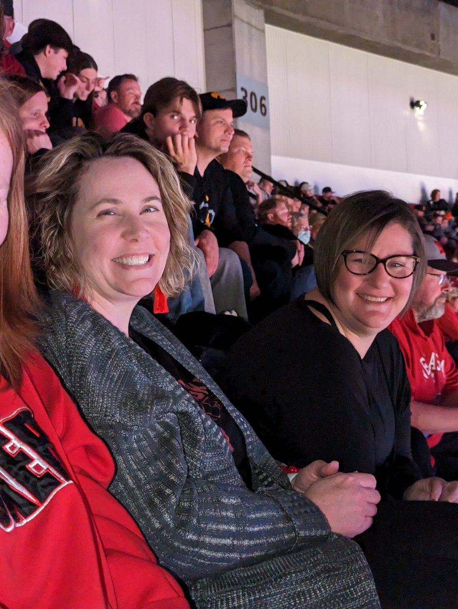 ryanregnier's tweet photo. Go #Huskers https://t.co/fC6tW5bfMg