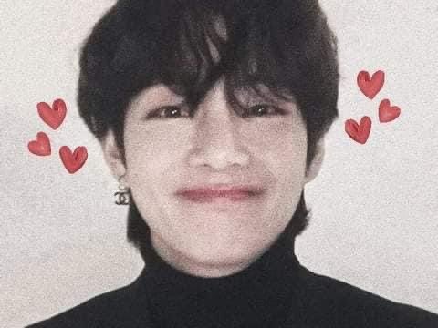 fatima83148408's tweet photo. Te amo tae 💜💜 #TAEHYUNGDAY https://t.co/kY9mHG3hJu