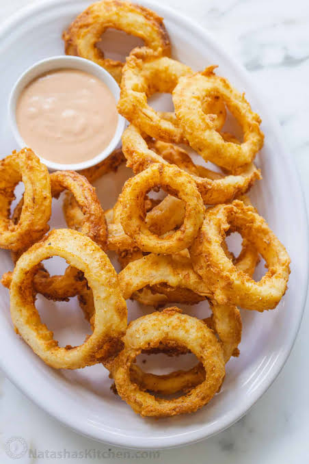 KSWarrior4's tweet photo. Bongga siguro ang handa ngayon pag may crispy onion rings, ano po? https://t.co/Yn8X2Nsv7V