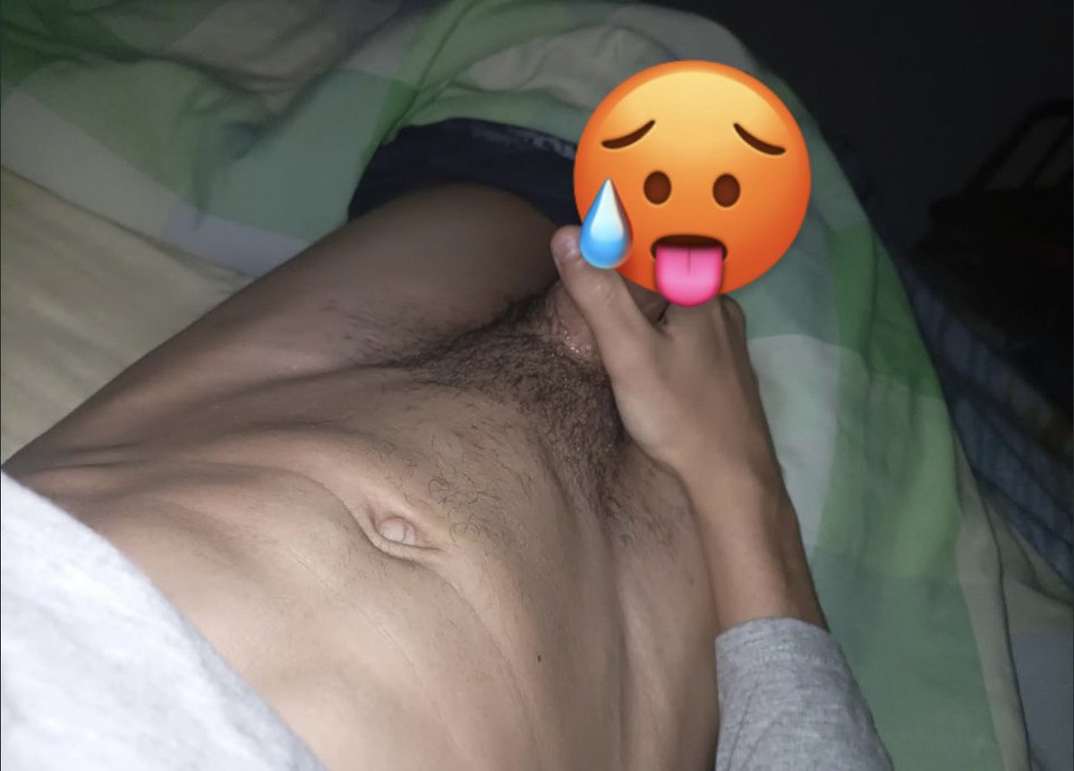 heteroseng4's tweet photo. Os damos las buenas noches con Victor, le dedicáis una paja?😏
https://t.co/rRIdj430C0 https://t.co/zFoLFTSUdO