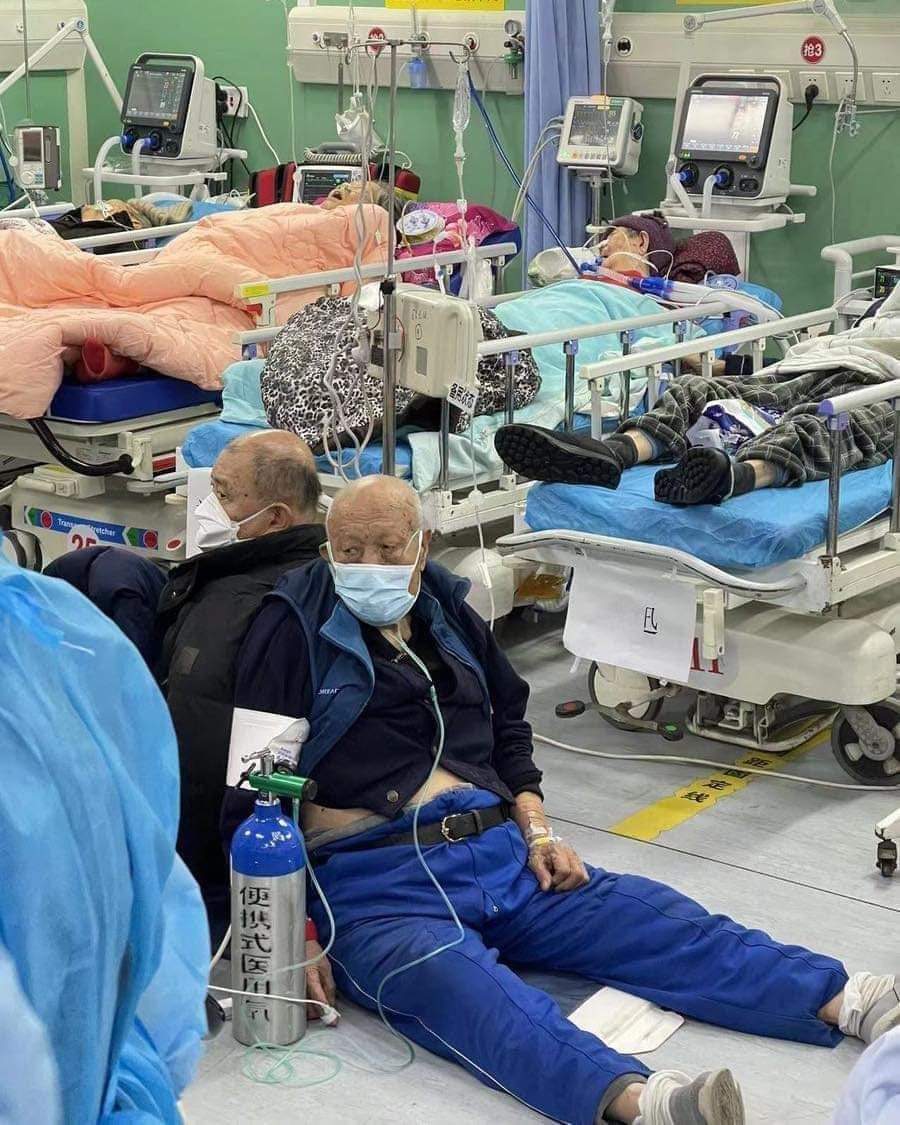 isusemasaviral's tweet photo. Keadaan hospital di China yang agak kritikal. 

The Star melaporkan bahawa 1 juta warga China dijangka tiba ke Malaysia pada 2023. https://t.co/iLYirmQZyy