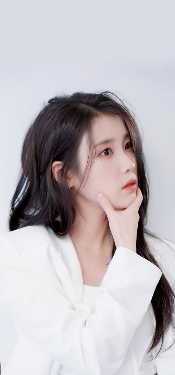 krayjuku's tweet photo. [📱 wallpaper]

🐥 × IU TV:2023 SEASON'S GREETINGS

#IU #ไอยู #아이유 
#LeeJiEun #이지은 https://t.co/F3c8PJVS7E