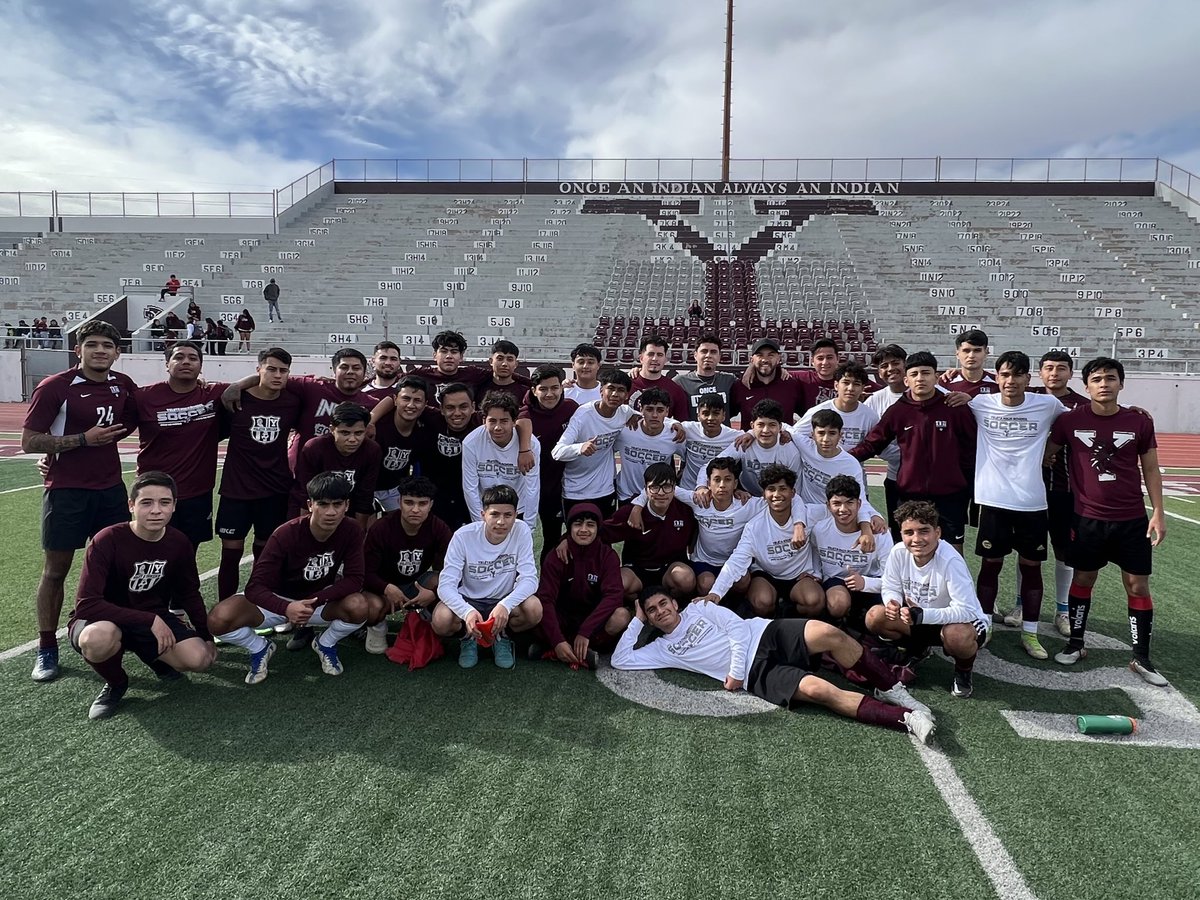 It was a great day at the Reservation!
Our Alumni came to visit and support our team before the start of the season!
It is always great to see you boys! #onceanindianalwaysanindian #bowup <a href="/coachrgarcia/">Coach Garcia MBA</a> <a href="/YsletaHS/">Ysleta HS</a> <a href="/YsletaSports/">Ysleta HS Athletics</a> ⚽️⚽️