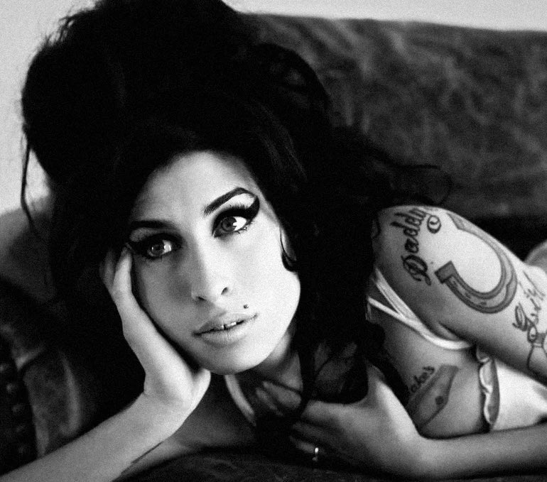moodsofaquarius's tweet photo. What Amy Winehouse song is YOUR song? https://t.co/GrsGv5yD3s