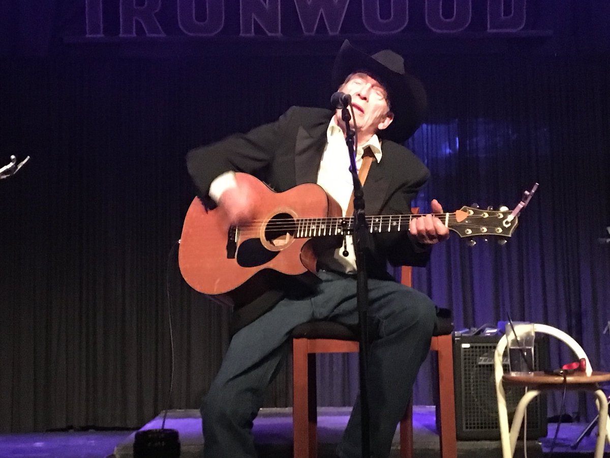 Canadian music legend Ian Tyson died at his ranch at 89.  This is a performance at the Ironwood a few years ago. #yyc