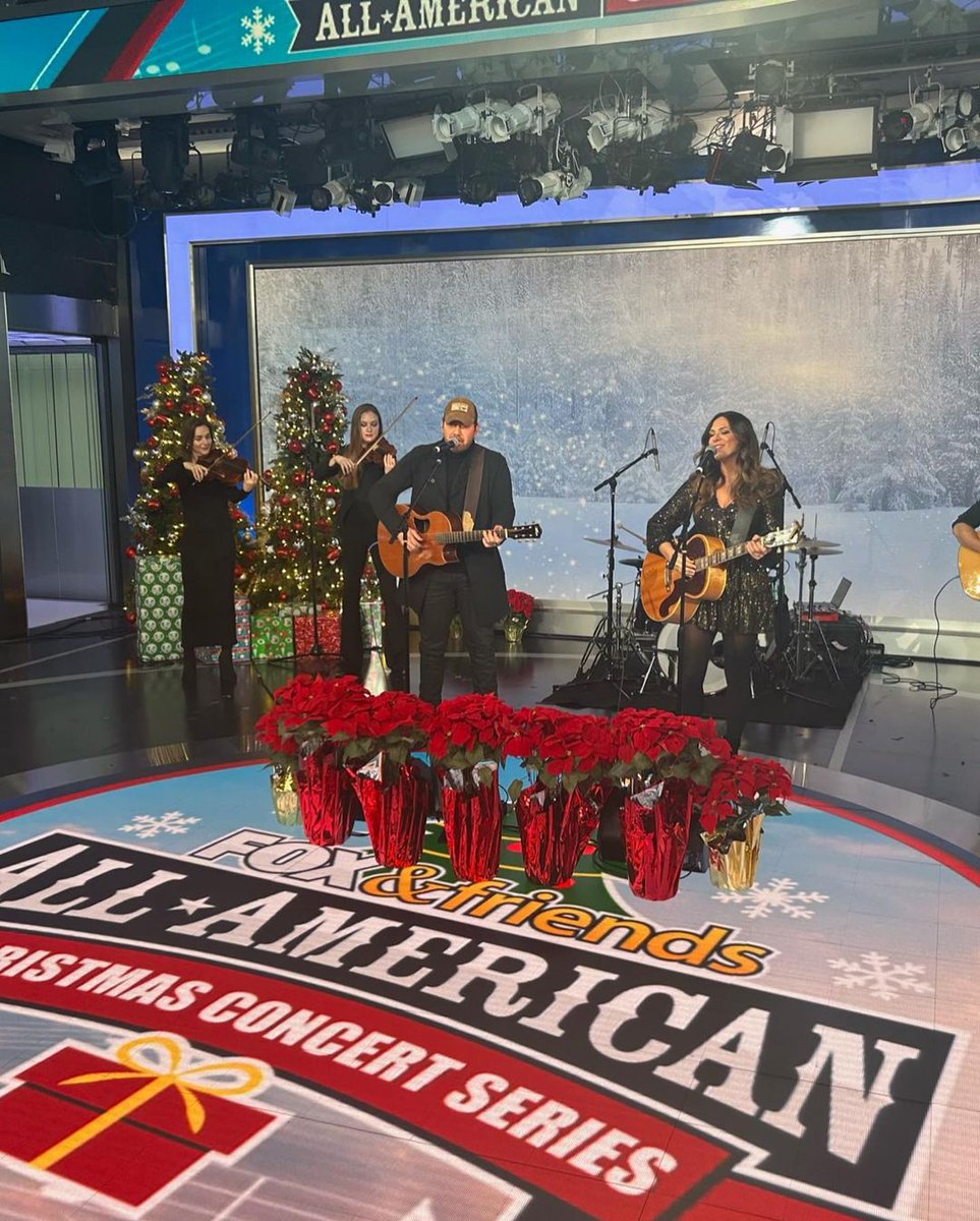 Rod + Rose tweet media