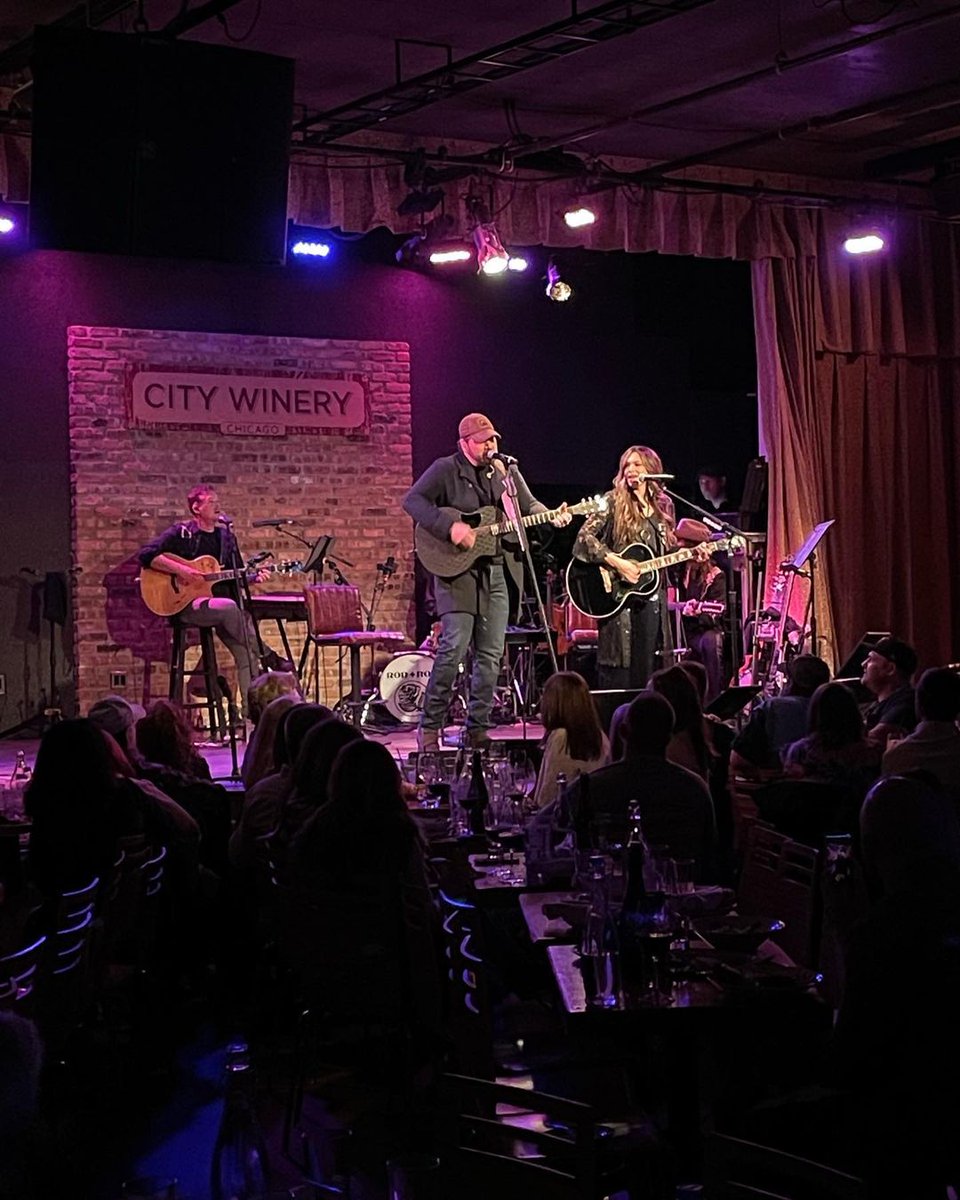 Rod + Rose tweet media