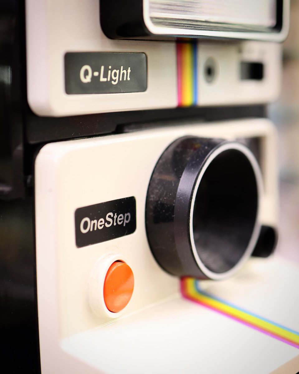 camera_ohnuki's tweet photo. #大貫カメラ #ポラロイド #ポラロイドカメラ #ポラロイド風 #onestep #qlight #polaroid #color #colors #colorful #oldlens #オールドレンズ #クラシックカメラ #classiccamera #フィルムカメラ #filmcamera #カメラ #レンズ #camera #lens #横浜 #yokohama #art #beautiful #photography https://t.co/lwZNugmp9b