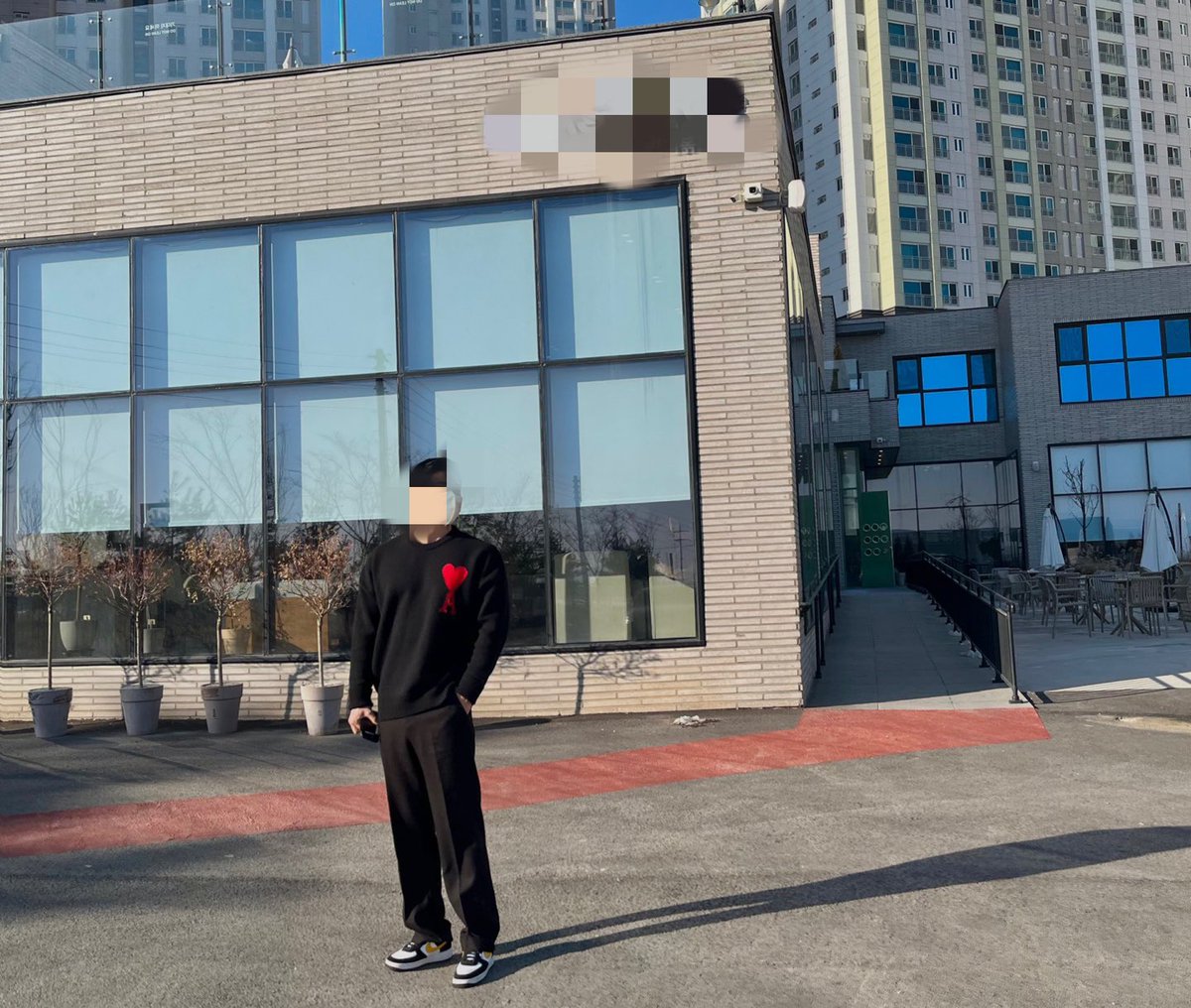 SMILE____D's tweet photo. 오늘 저녁에 만날사람 있나요?
#섹트 #오프 https://t.co/AelQ7vkKiy