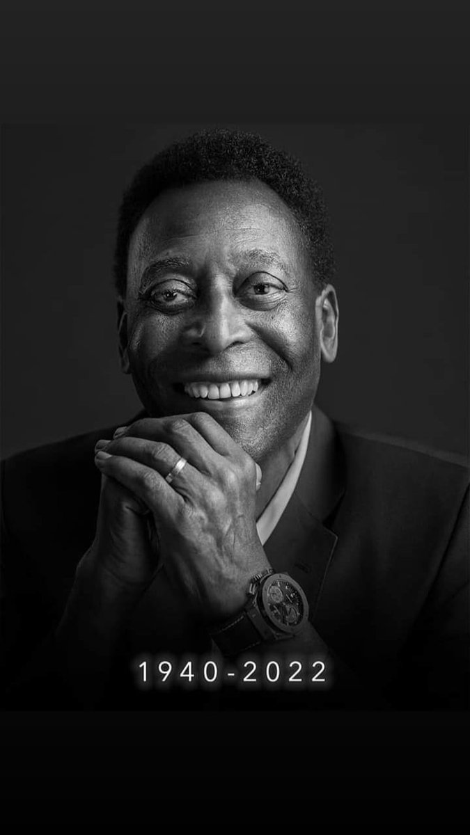 Muere Pelé, Apodado ‘O Rei’ a los 82 años (1940 - 2022),
Su nombre real Edson Arantes do Nascimento ha fallecido tras larga lucha contra el cáncer de colon
en un hospital de São Paulo El Hospital Israelita Albert Einstein,falleció en compañía de su familia.
