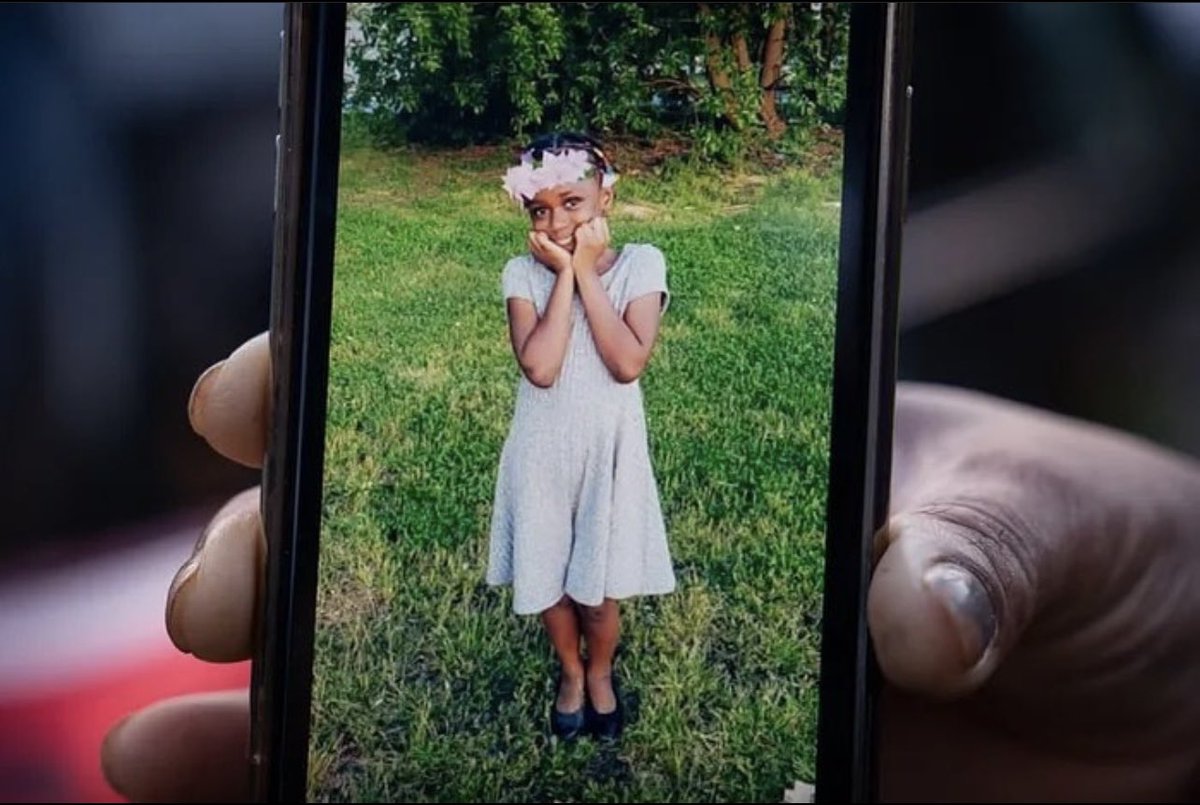 justiceforfanta's tweet photo. Her life mattered.

#justiceforfanta #sayhername #FantaBility #FantasTruth #retweet https://t.co/wkbd1StUEg