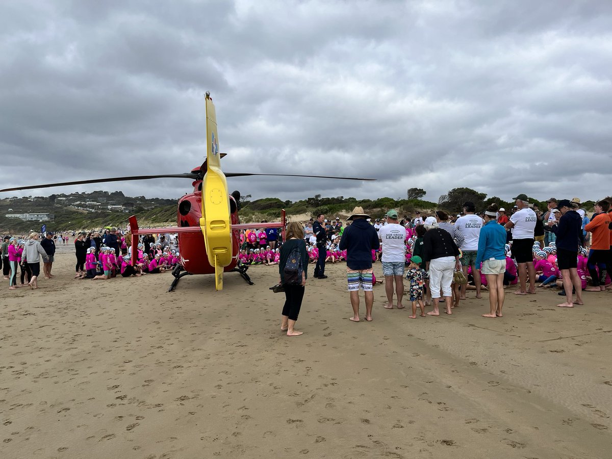 Always on the lookout for our rescue crew of the future, #Lifesaver30 visited Nippers at <a href="/AngleseaSLSC/">AngleseaSLSC</a> this morning!