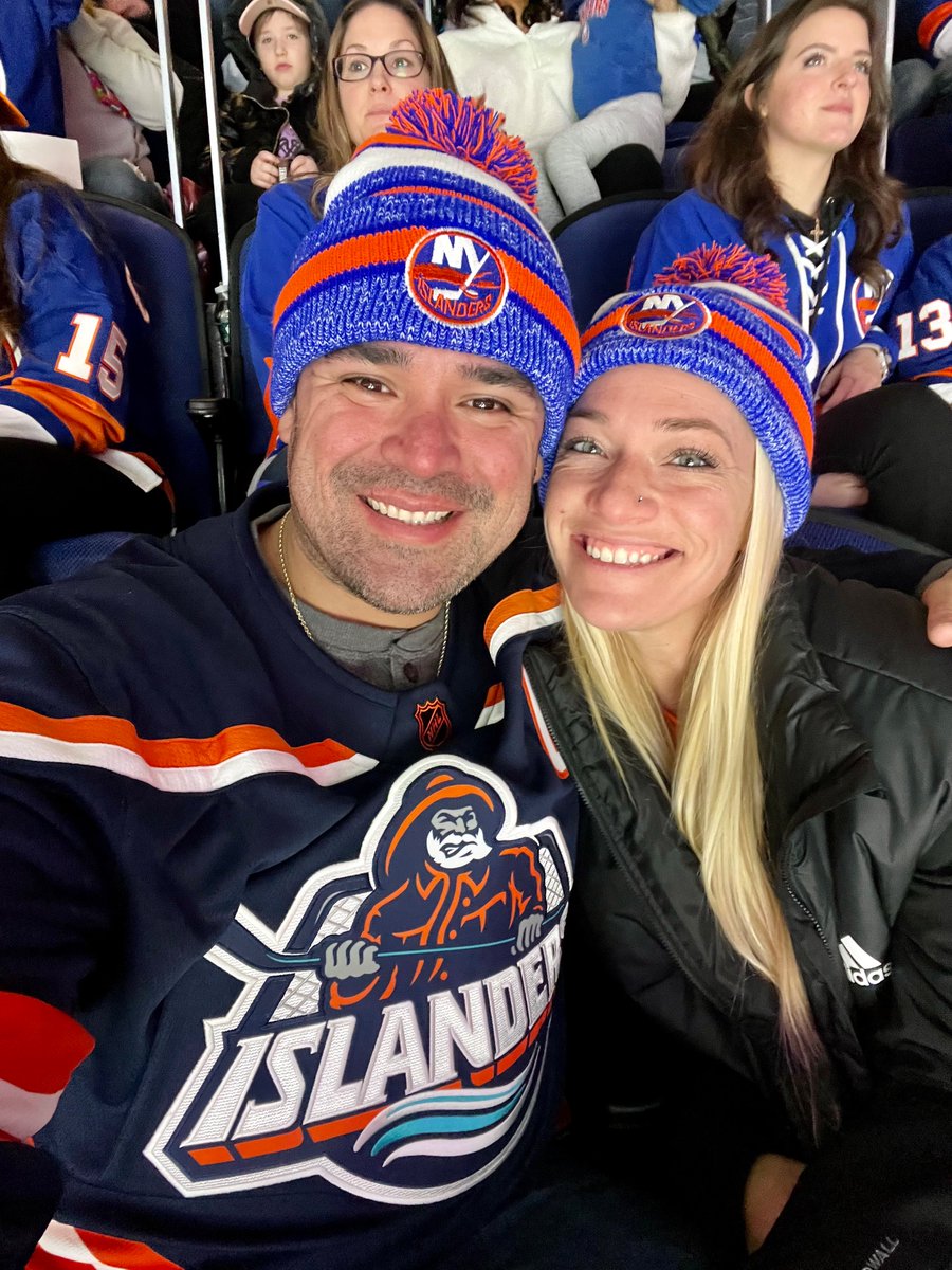brittzajack's tweet photo. happy birthday, my love!  @NYIslanders https://t.co/YEx3p8zPBN