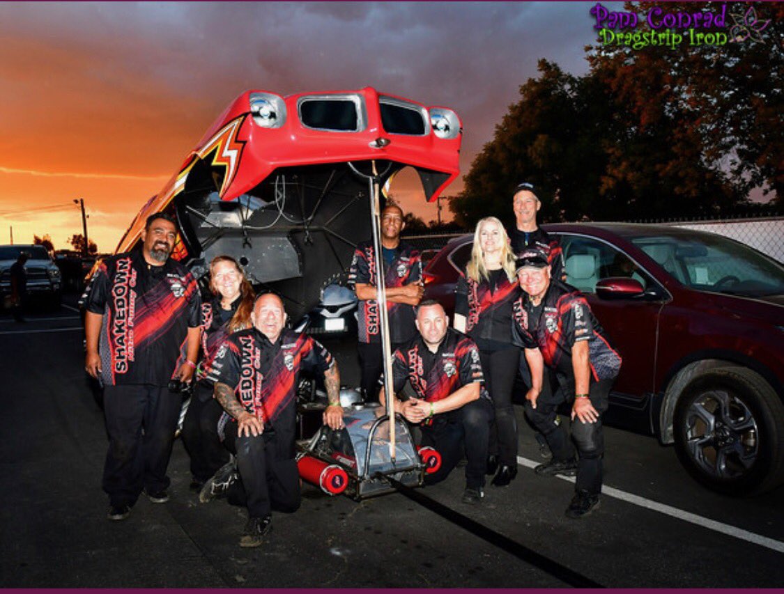 bill_windham's tweet photo. Great pic by Pam Conrad of my Shakedown Nitro Funny Car team #nitrofunnycar https://t.co/MG3olnHKQ7