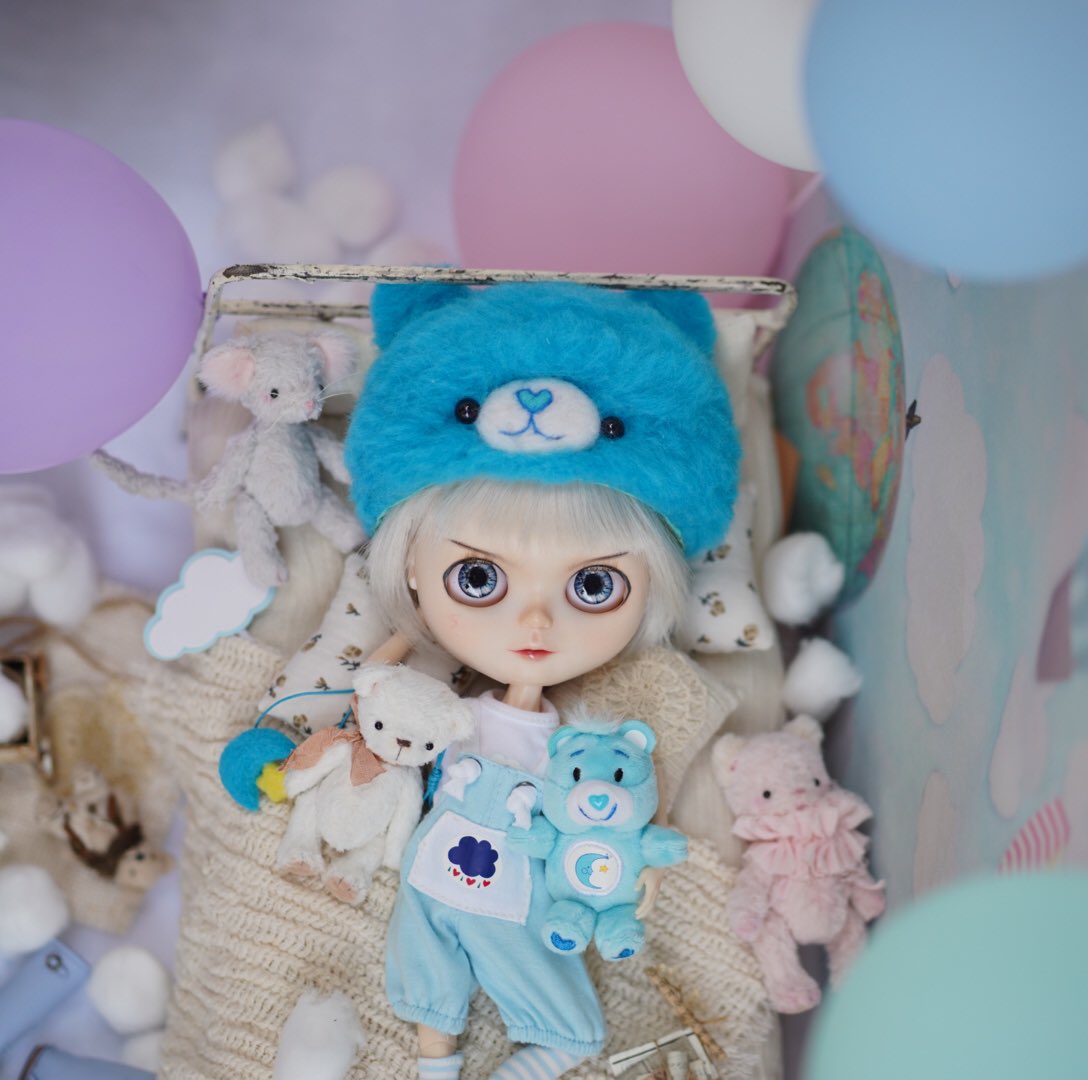 💙GM lovely fam💙
Coming up next 
Last day of working this year💪🏻

Because I care #066🧸💙
- Next Doll Dropping -
💙02.01.2023💙

#CareBears 
#CareBearsthailand 
#ใครไม่แคร์แคร์แบร์ พอได้ม่ะ 🤣
#แคร์แบร์แคร์ใจ
#NFTcommunity 
#NFTcollector
#s0meone_u_know