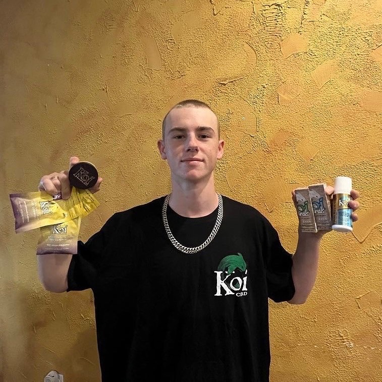 KoiCBD's tweet photo. Thank you to all of our amazing customers for sharing your best moments with us this December! Every month we're sharing YOUR Koi photos. Tag us @koicbd and use the hashtag #koicbd for the chance to be featured!
#KoiCBD #December #DecemberRecap #Recap #EndoftheMonth #CBD https://t.co/fkblC118Yc