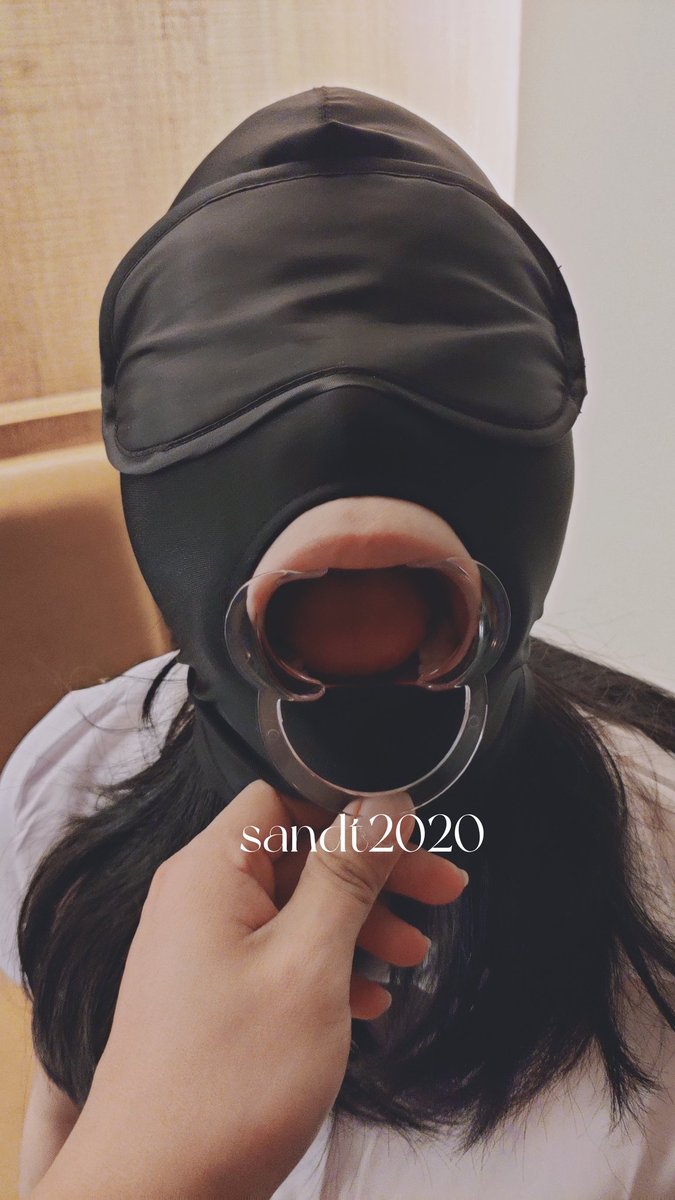 SandT2020's tweet photo. 早安，心情好❤️
每日一Po
#開口器
#小母狗 https://t.co/enbRNQaGAu