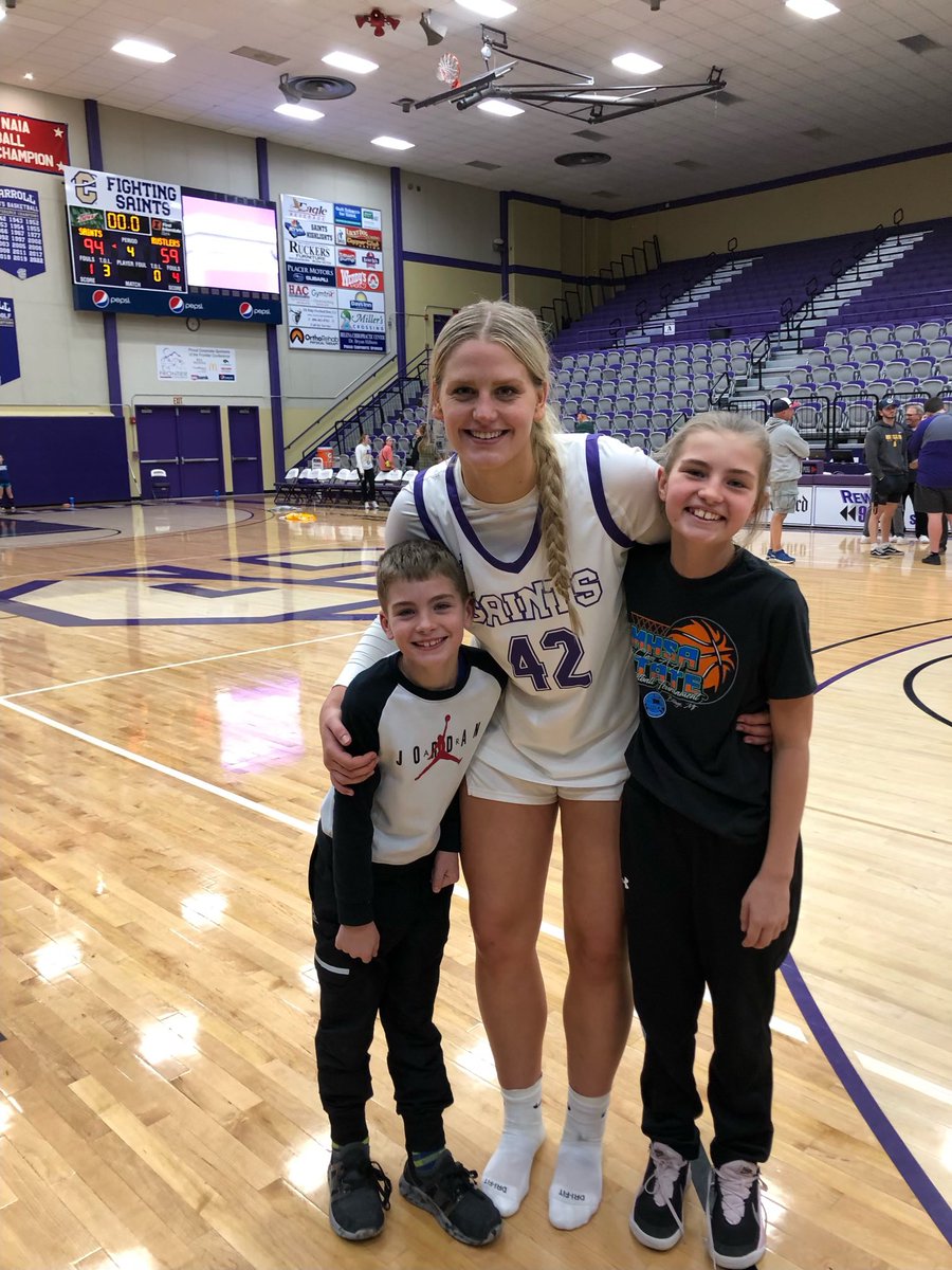 Kenendy and Troy went to see one of their favorite college basketball players Jamie play today. Sounds like it was a big win and some long standing school records were even broken. Way to always make time for the next generation. <a href="/MTtroystrong/">Callie Ross</a> <a href="/coachrgsayers/">Rachelle Sayers</a>
