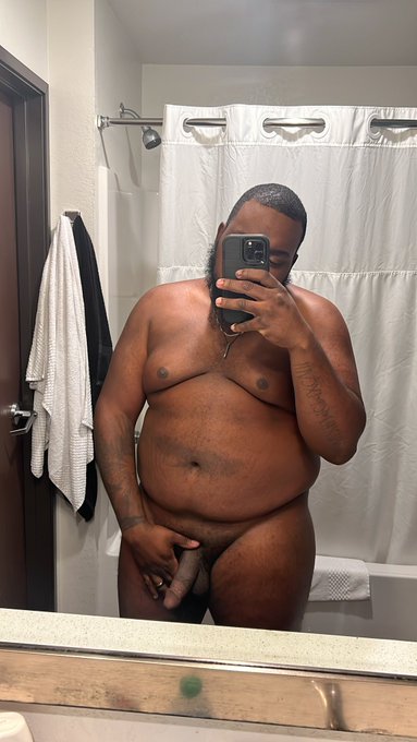 Come shower with me? #bbc #chub #bi #nafwtwt https://t.co/Oh4Wx20p8a<a href="/tag/bbc"class="tags">#bbc</a><a href="/tag/chub"class="tags">#chub</a><a href="/tag/bi"class="tags">#bi</a><a href="/tag/nafwtwt"class="tags">#nafwtwt</a>