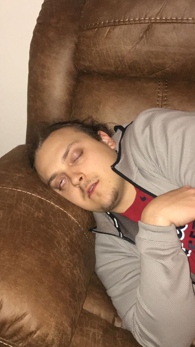 Hunterm35's tweet photo. @03Neisler happy birthday bro hope it was a good one 😃 https://t.co/PQF6vcOElI