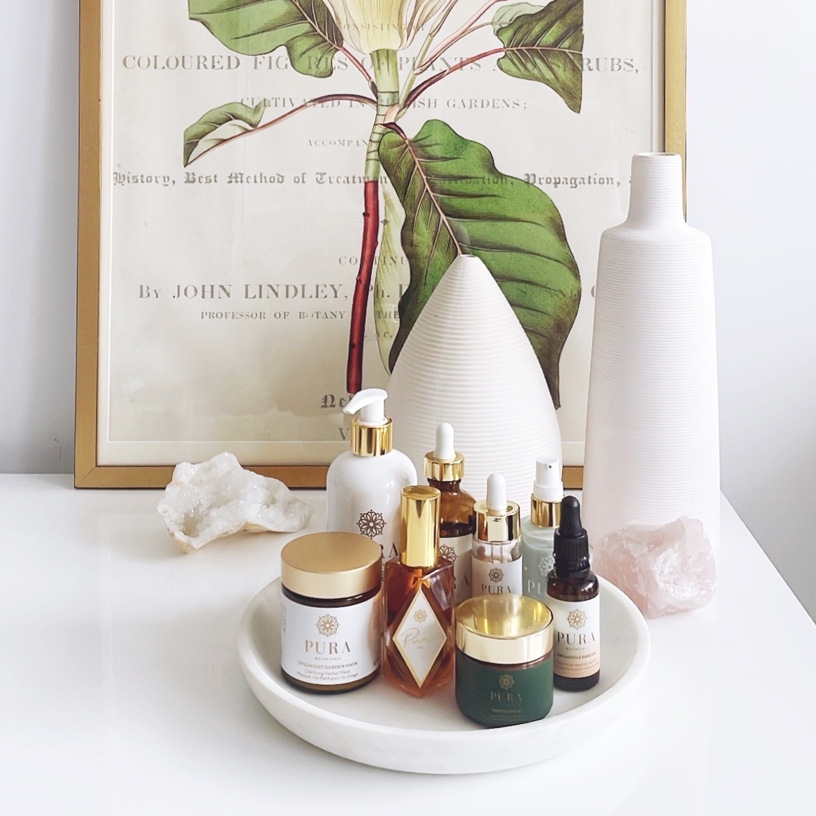 Did you hear the news? We have extended our Boxing Day Sale until Friday, December 30 at midnight. Shop now for 15% OFF select potions and accessories to keep you glowing into 2023! 🌙