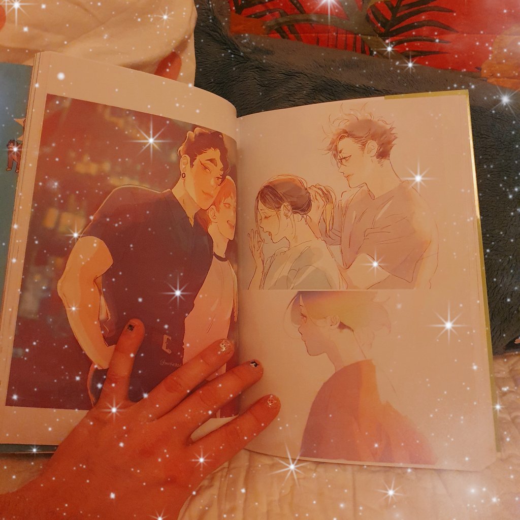 prickly_peach_'s tweet photo. today one of my best friends gifted me the most amazing gift: the RUBBISH hq fanbook by @mookie000 💕⭐️🌈 Words cannot describe how happy and excited I am to have this, to physically hold it in my hand. Honestly I almost cried, it felt so surreal 😭💗 https://t.co/hR2rraLWmA