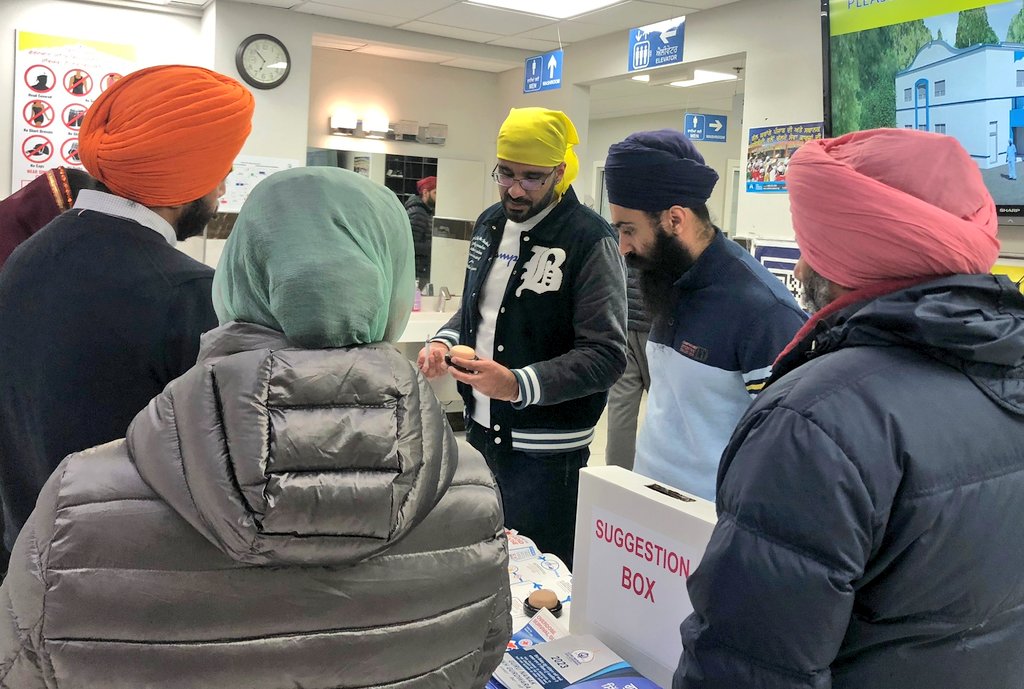 SouthAsianMH's tweet photo. Karan Bains and #SAYMH ambassador Gurkirat Singh Nijjar from @TeamSOUDA educating the community on mental health, substance use, and the drug toxicity crisis at @SurreyGurdwara this week. @Carolyn_Bennett @JM_Whiteside @DarcyJudy https://t.co/tjwW4k0pFA