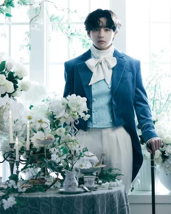 nargisparbin9's tweet photo. Happy Birthday Taehyung 💜💐. Many many returns of the day..
We love you sooo much . Love from Bangladesh 🇧🇩
#HappyBirthdayTaehyung 
#lovefrombangladesh 
@BTSTaehyungTHV 
@BTSTaehyungTHV https://t.co/EEK2APRblX