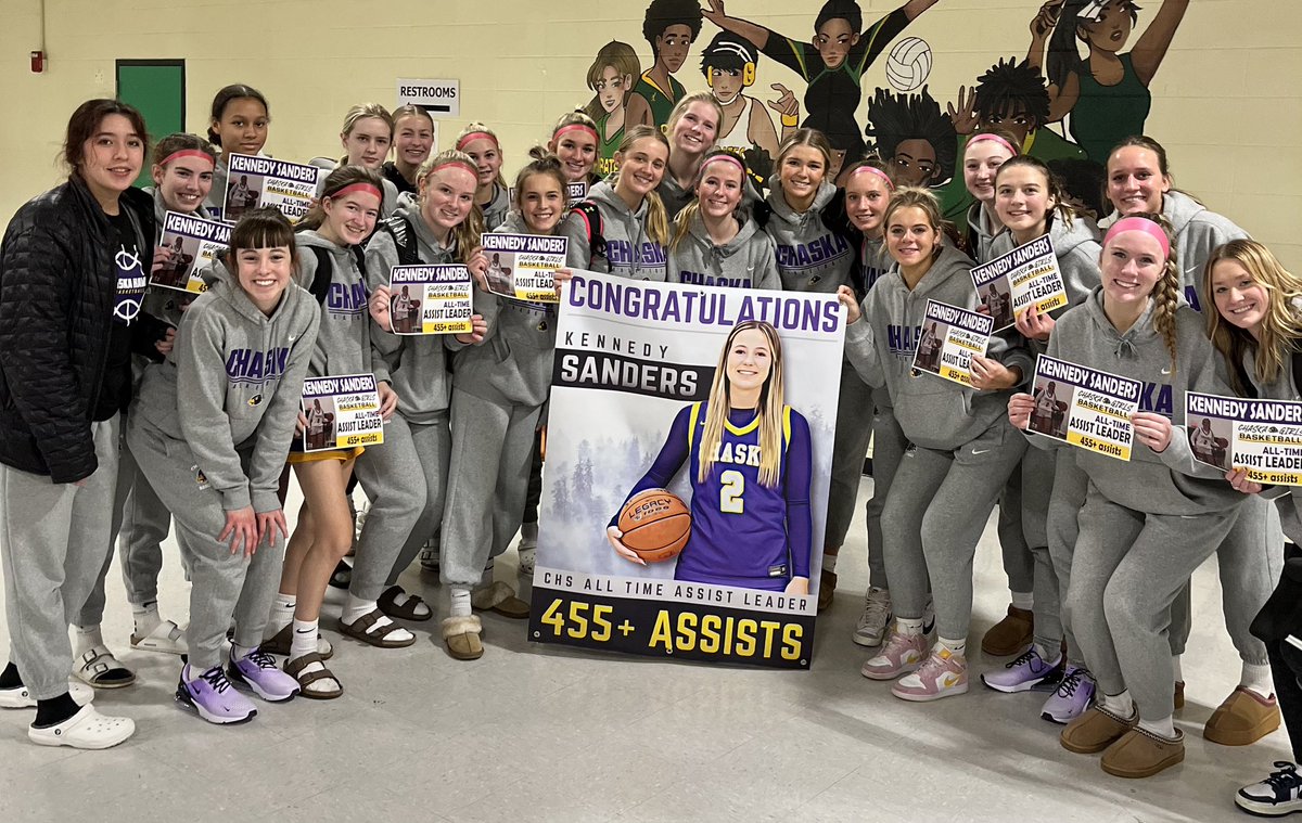HawksGirlsBBall's tweet photo. Congratulations to our senior PG @2ksanders who became the Chaska High School all time assist leader in a win over EP tonight!  #Soar https://t.co/1bAnIeX8LA