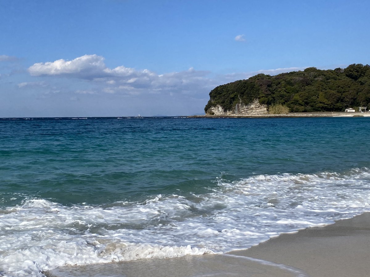 privateEli76's tweet photo. 年末の日帰りプチ旅行記🚙
やっぱり奈良県民は海が好き😆
#白良浜 https://t.co/09sTHXrMVT