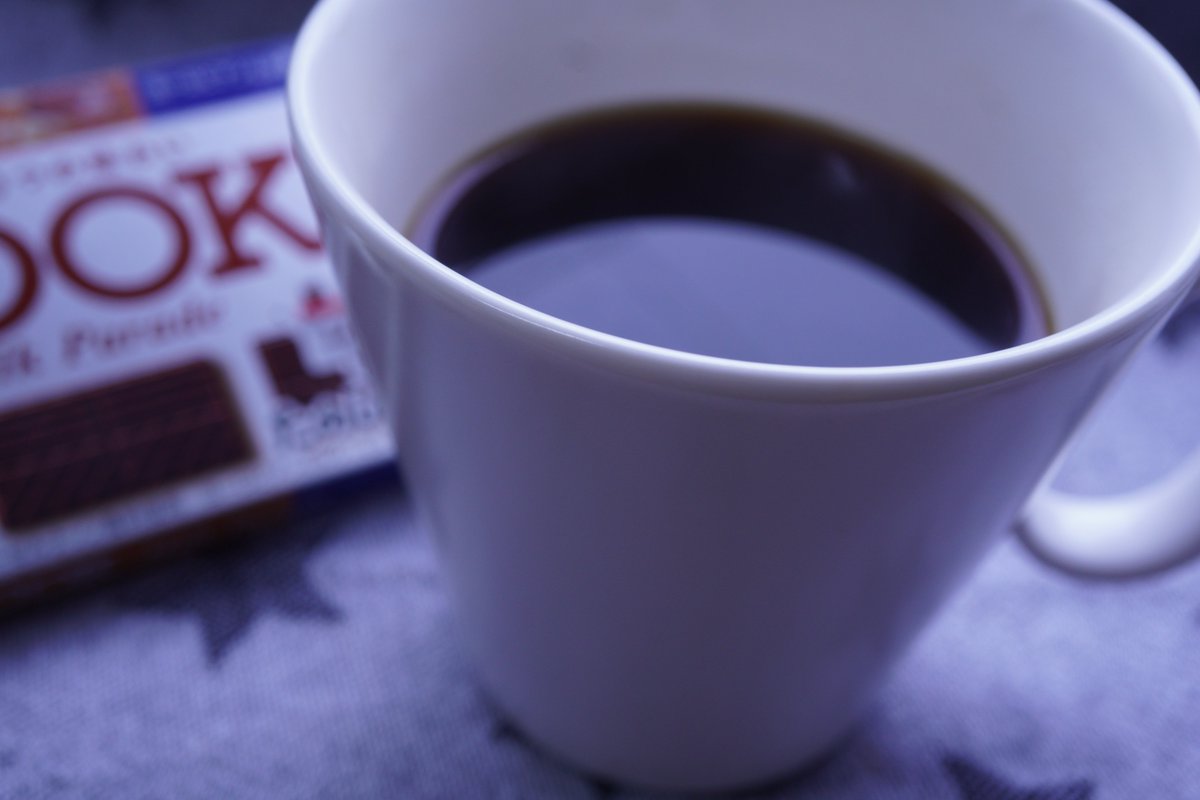 coffee_letter's tweet photo. ブラジルで一休み。
今年、たくさんのコーヒー豆と出会ったけれど、ゲイシャってまだ飲んだことないなぁ…。
おいしいのだろうなぁ…。
来年ぜったいのも☕
#コーヒーのある生活
#大掃除の日
#WiredBeans https://t.co/FgHdOUOOOj