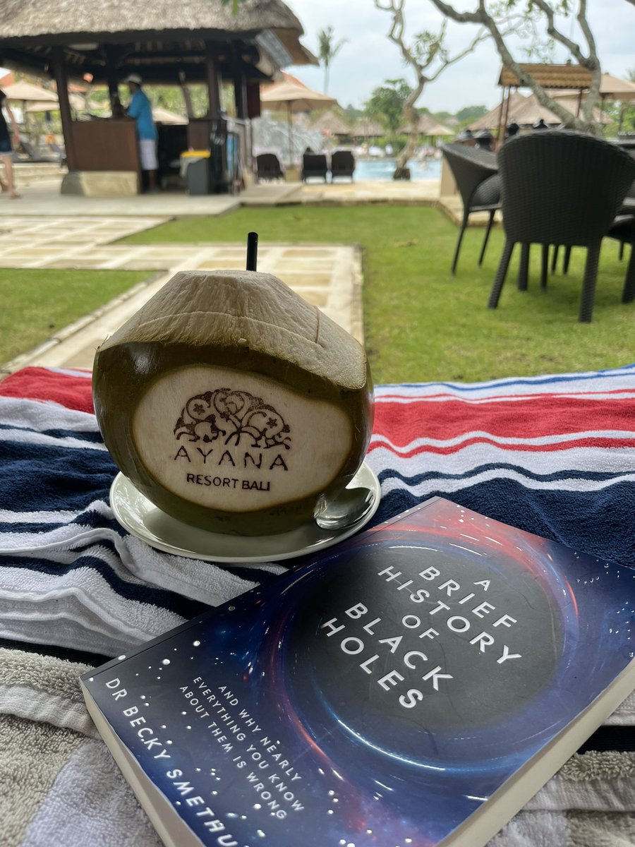 Philash44's tweet photo. Sat by the pool with a fresh coconut and an amazing book. @drbecky_ https://t.co/sn2jRVovYe