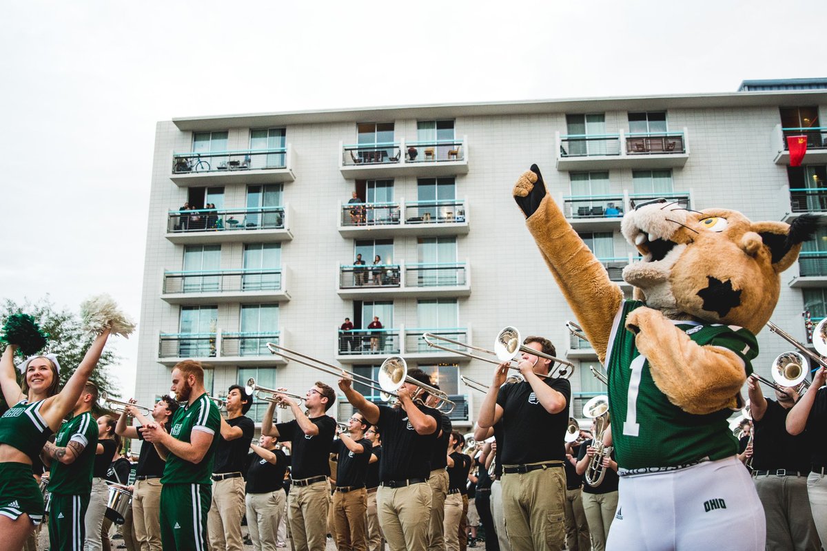 The Snoop Dogg Arizona Bowl By Gin & Juice tweet media