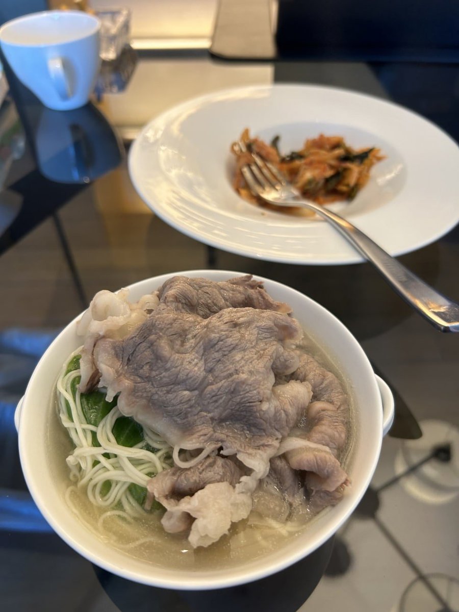 When you are unsatisfactory, don't keep thinking about sadness, but think about those days with laughter and delicious food, and you will be much happier.🍵🍵🍵