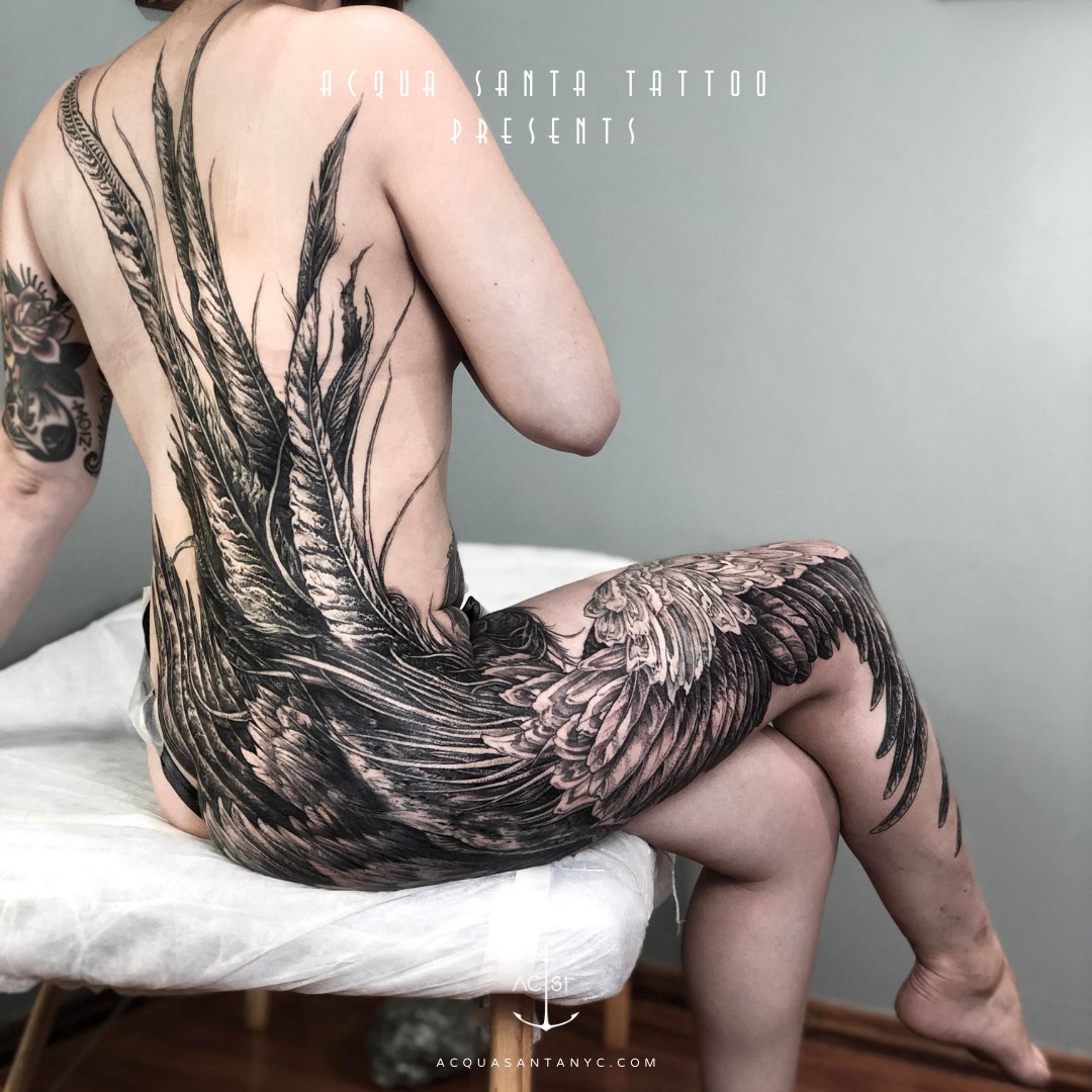 acquasantanyc's tweet photo. Suits are made to fit as our captain always says. Our fellow artist @fredericorabelo is taking to another level of elegance. Get ready during this winter to book an appt and ready to tour with us on our USA Tour next year. #Feathers #featherstroke #featherstrokebrows #feathers https://t.co/aqJJfALAvF