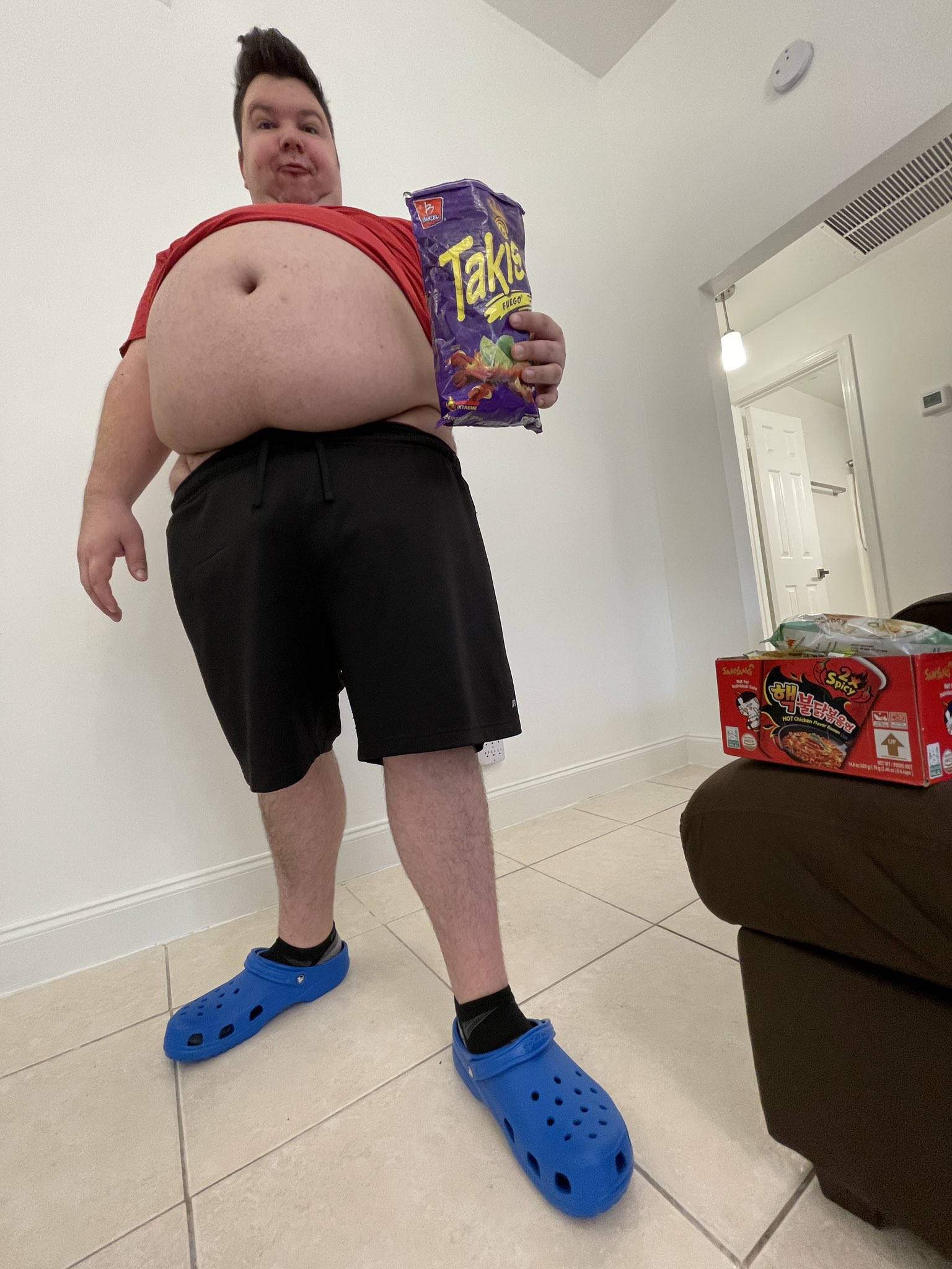 realnikocado on Twitter "New shoes for daddy https//t.co/EcVLUTNGaz" / Twitter