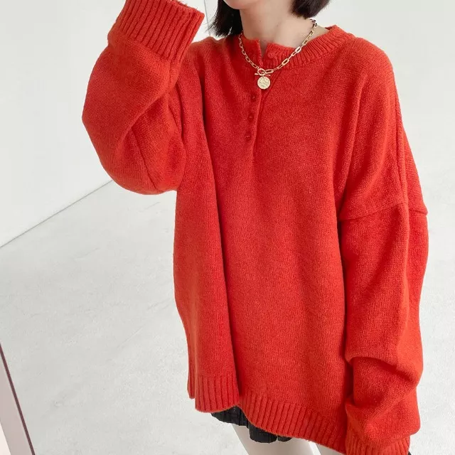 nugu_official's tweet photo. 2022年もメガヒットを記録したニット🧶
#ABITMORE Button henry loose knit https://t.co/wBydTf421h