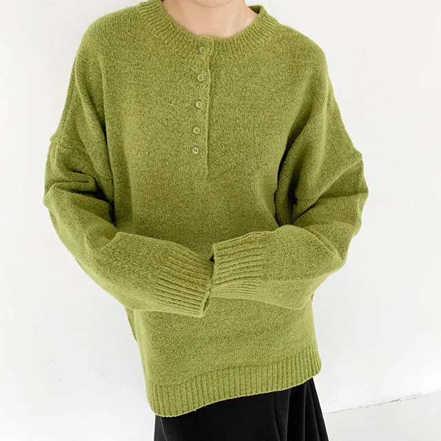 nugu_official's tweet photo. 2022年もメガヒットを記録したニット🧶
#ABITMORE Button henry loose knit https://t.co/wBydTf421h