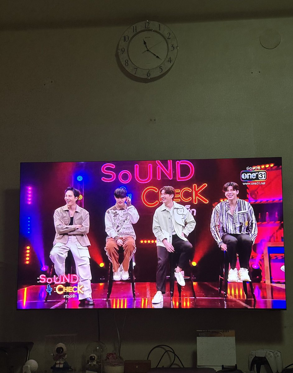 BarcodeBolivia's tweet photo. 『📷┇22.12.21』Jeff Satur via twitter
#SoundCheckxBOC
📎 https://t.co/5qKgq7JGHa...
#barcodetin #BarcodeTinnasit #BarcodeBolivia #KinnPorscheTheseries https://t.co/nts6it4EKE