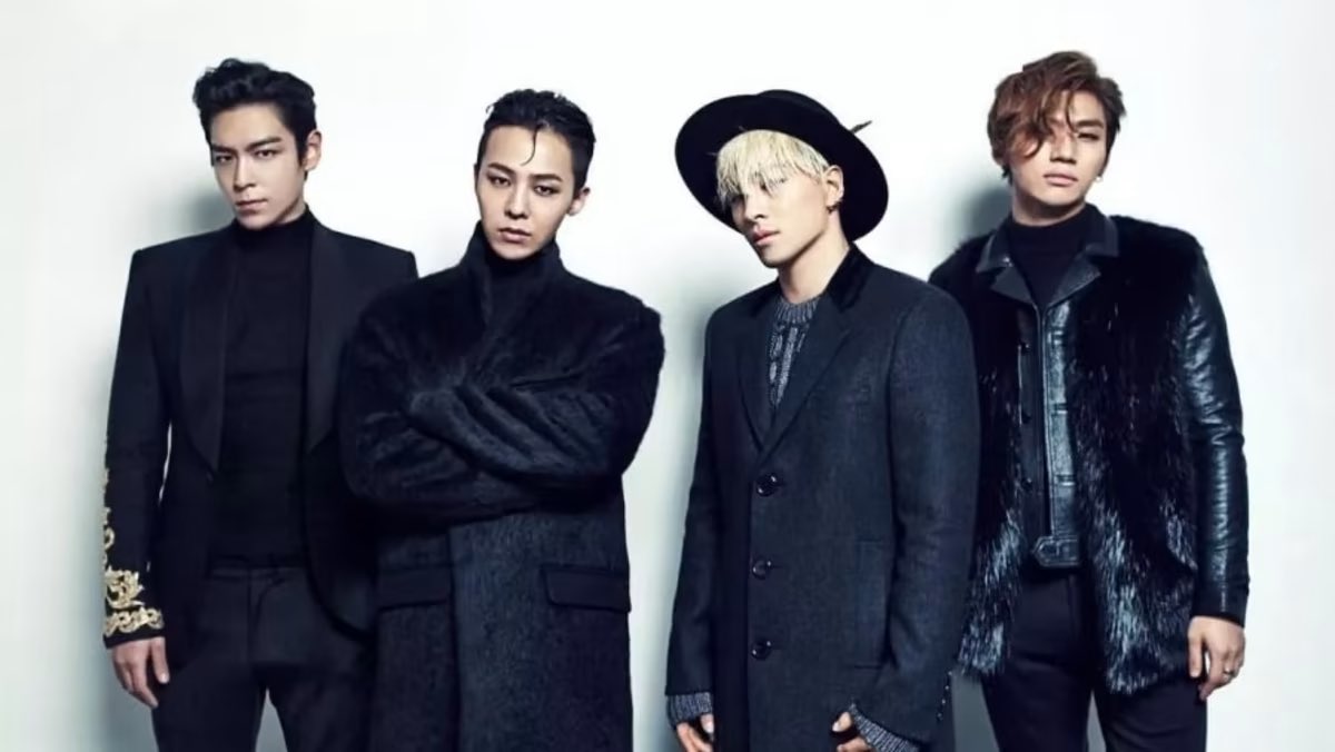 PopBase's tweet photo. With iKON leaving, YG Entertainment now only has 4 active groups: 

BLACKPINK, BigBang, WINNER, Treasure https://t.co/RzapOnMoWg
