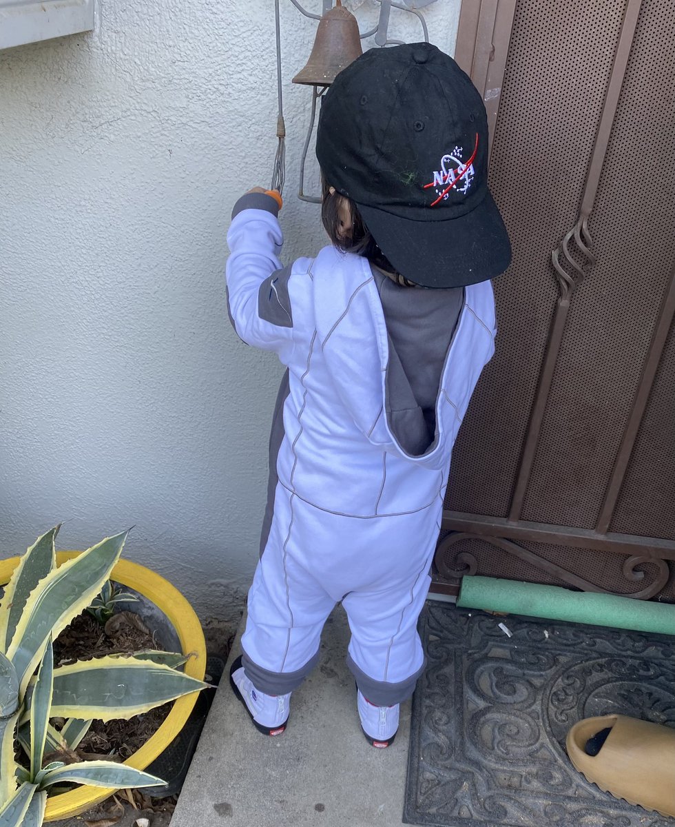 dulcee_arellano's tweet photo. My little NASA baby turns 2 in 16 days and Iโm not ready!!๐ญโค๏ธ๐ฆ๐ป๐๐งโ๐ #mamasboy #mylittlebestfriend #boymom #NASA #SpaceX #SpaceXonesie #NASAVans https://t.co/SjwOALGf6Q